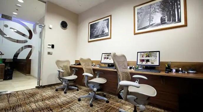 Hilton Garden Inn ווינדהוק מראה חיצוני תמונה